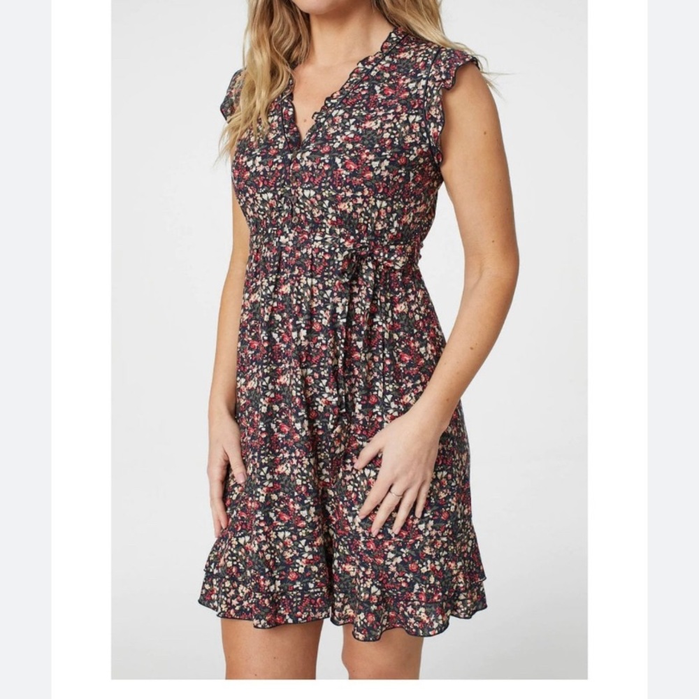 AMERICAN RAG Women's Dress SZ MED Black Floral Black Sleeveless. Excellent Cond